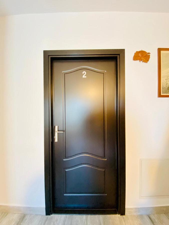 Piatra NeamţCasa Matili-1St Floor Of The House公寓 外观 照片